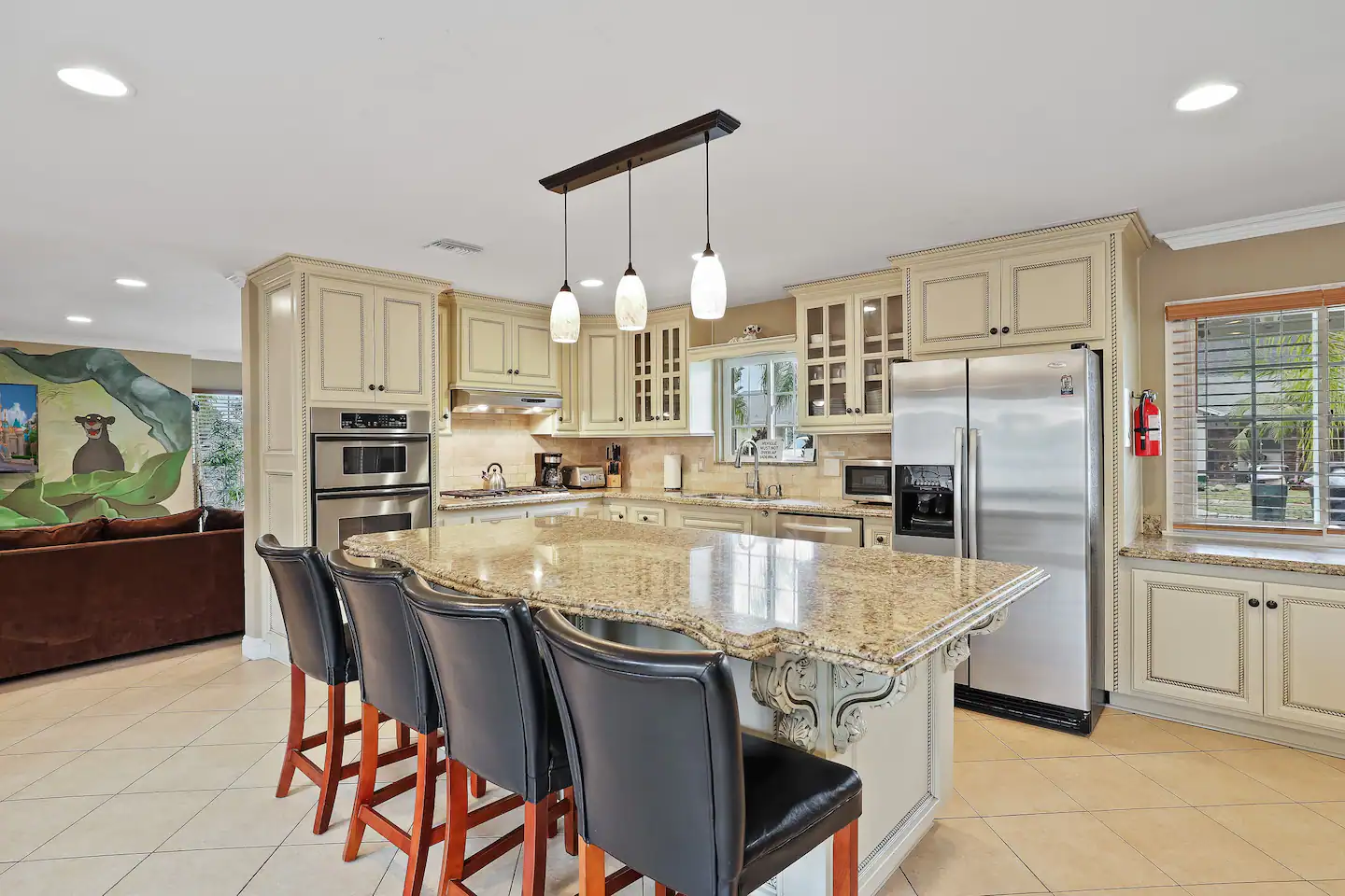 Fully-equipped Kitchen