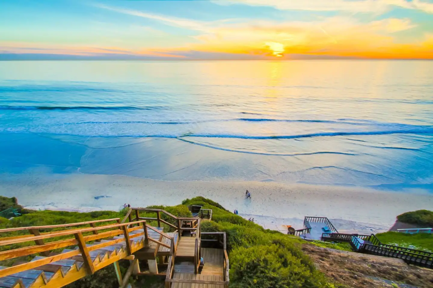 One of the few handful of homes in Encinitas to have exclusive beach access directly from our home
Stairs directly from our home to the Ocean, a special offering just for our guests. The ideal spot to share memories...