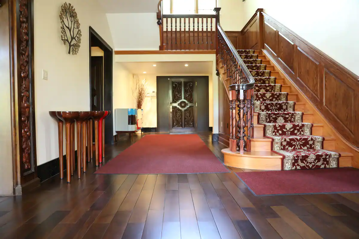 The estate's front door!