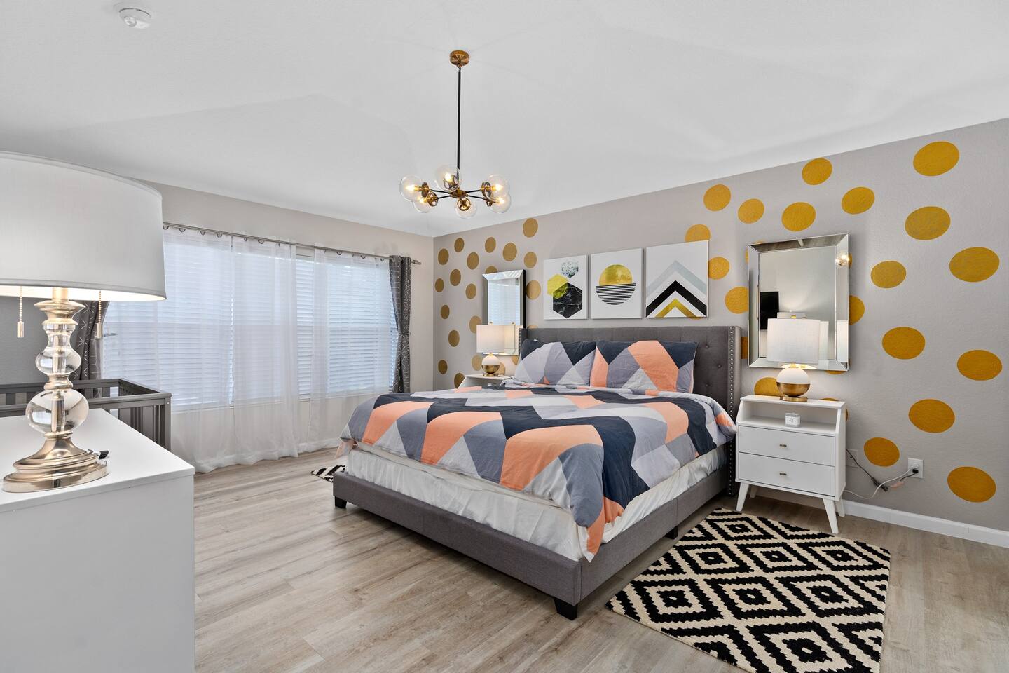 King suite bedroom
