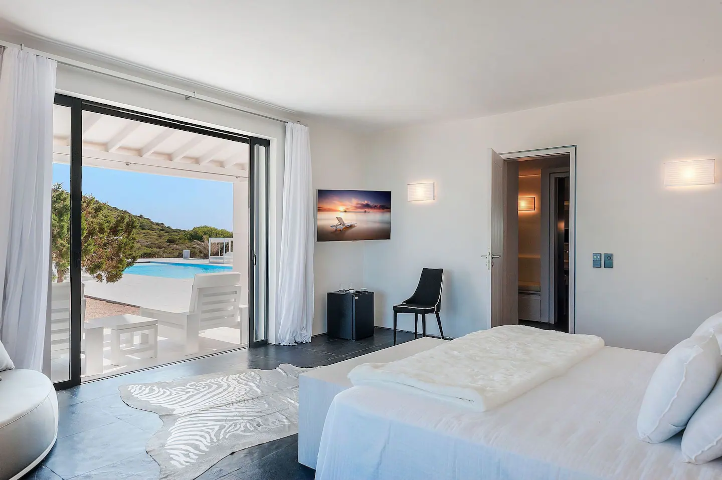 Sleek and cozy bedroom retreat
