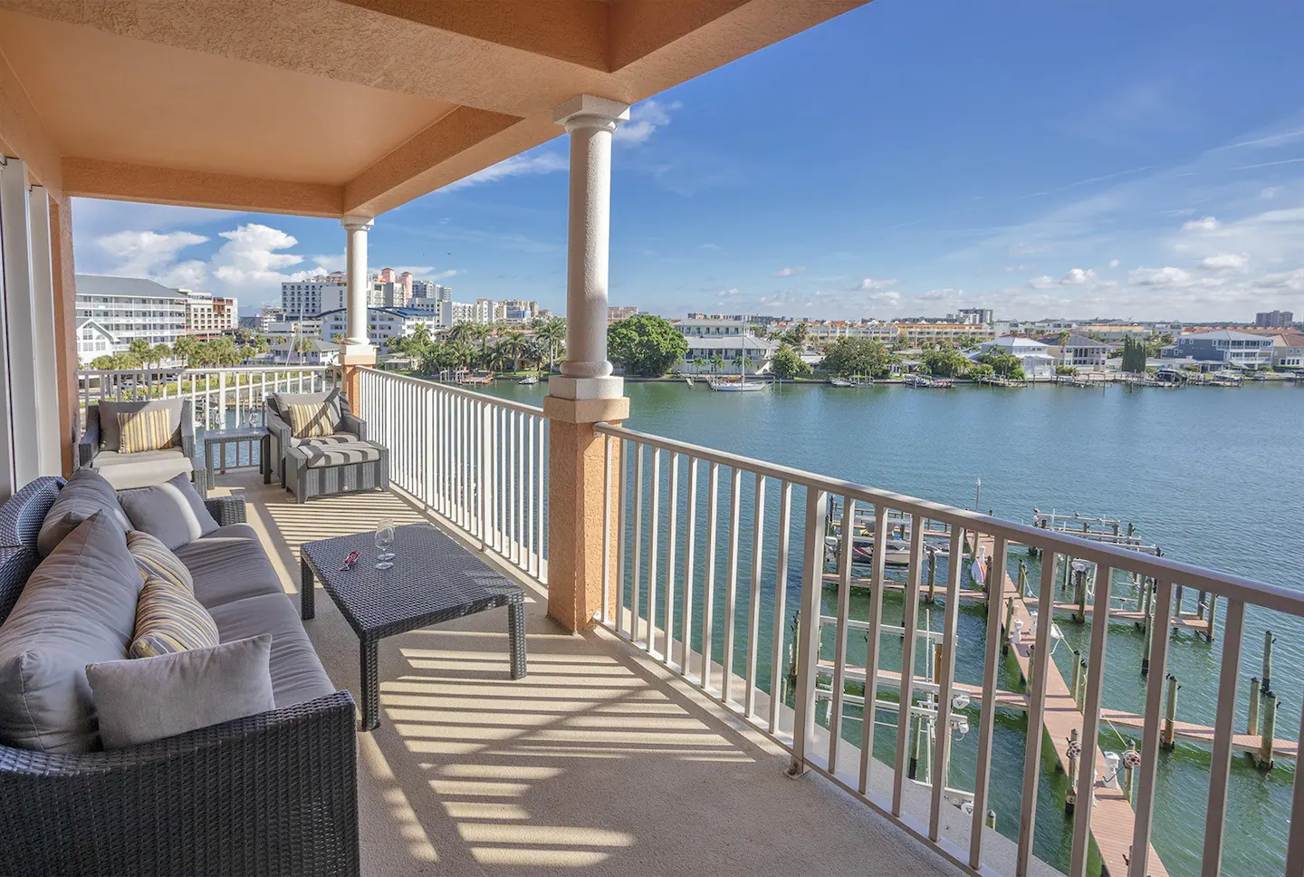 Fully Furnished 300 Sq Balcony