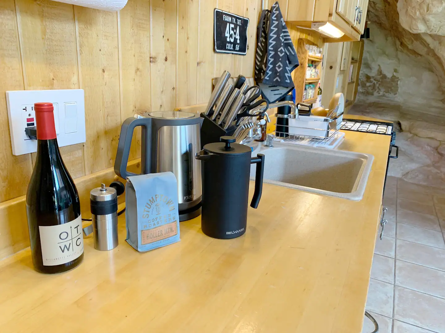 Kichenette - equipped for coffee prep, however you like to prepare it.