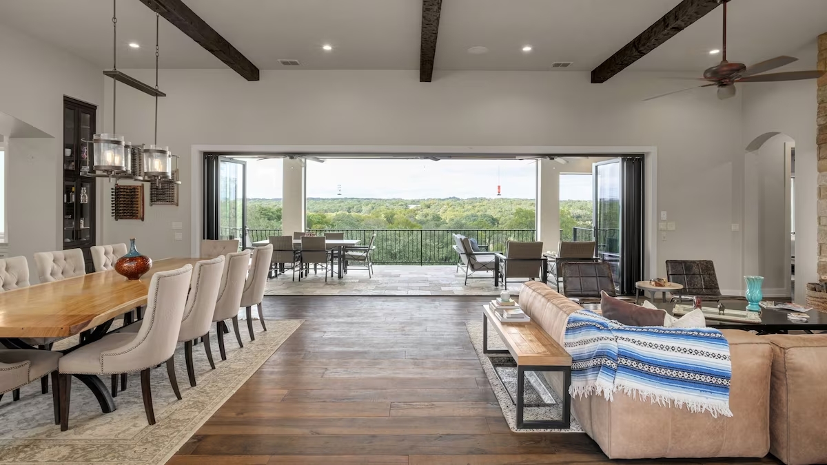 Your view as you enter our home.
