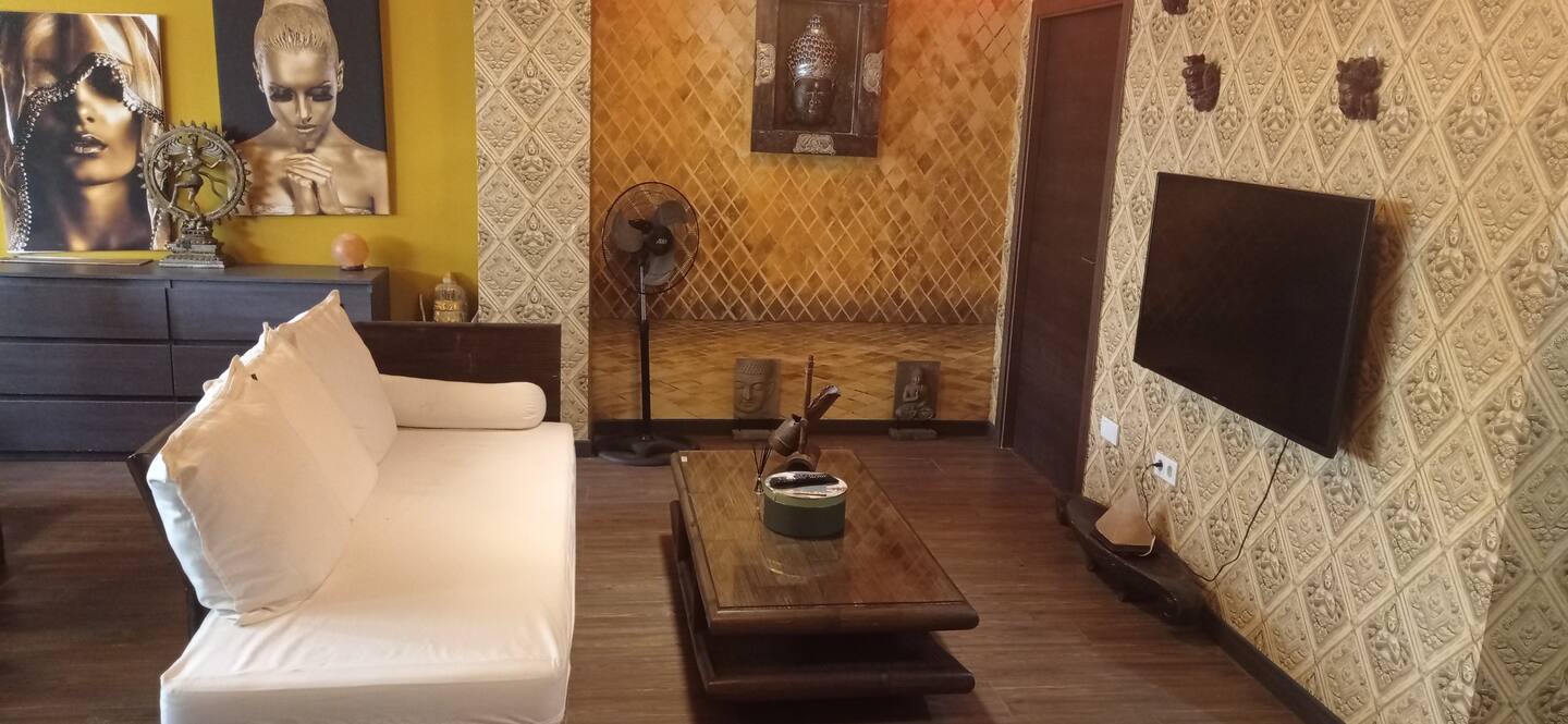 Communal lounge