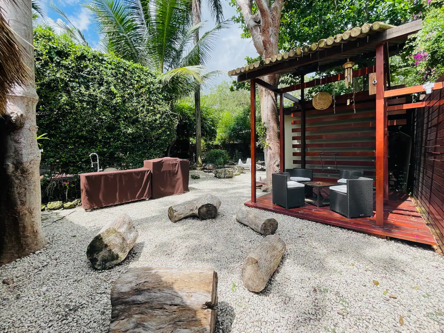 The outside working out area with movable furniture to also lounge
