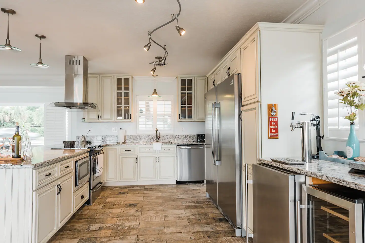 The kitchen is wonderful for cooking.