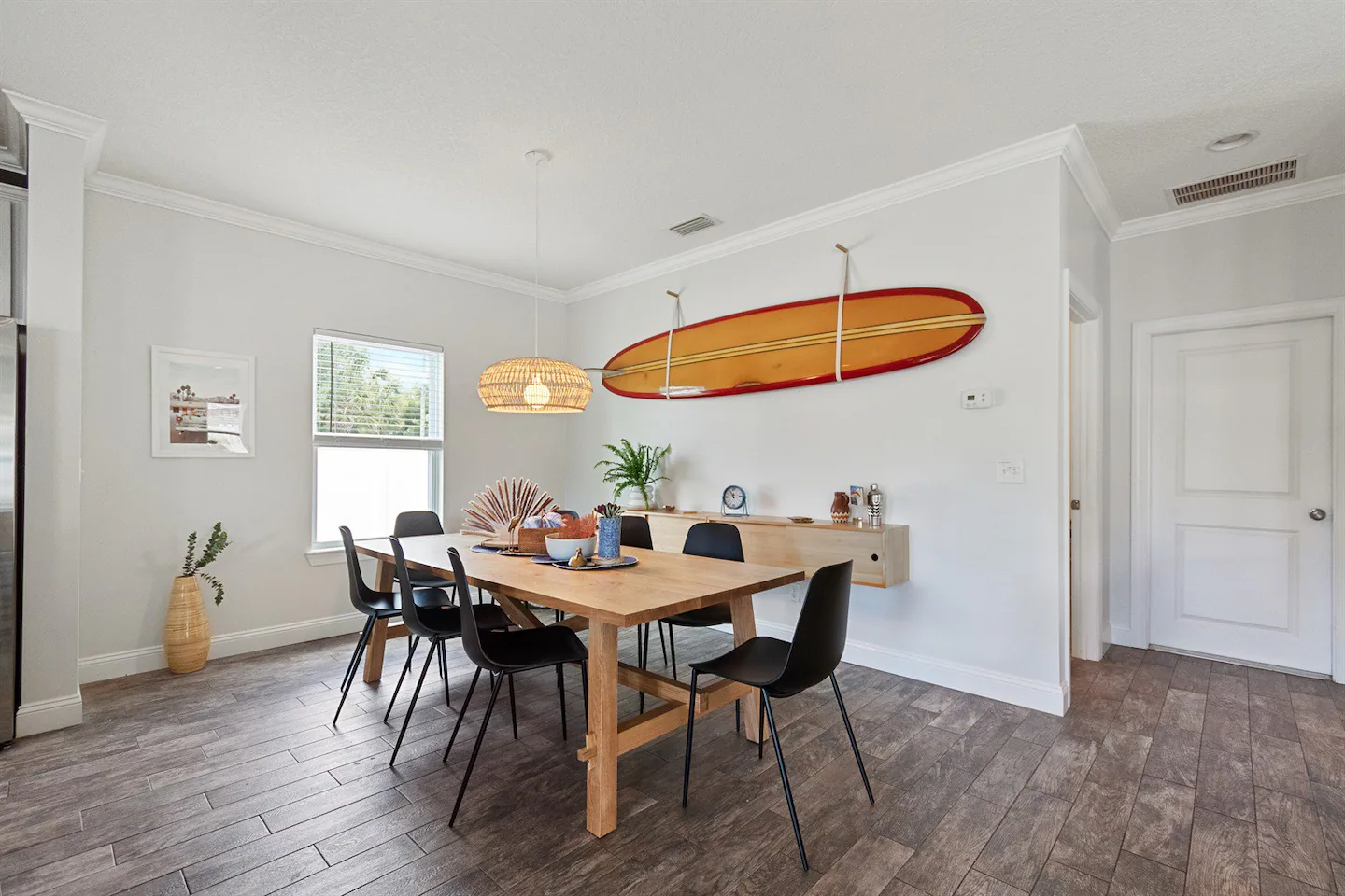 8 Person dining table
