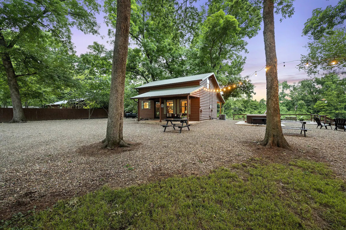 Huge front yard and plenty of parking!