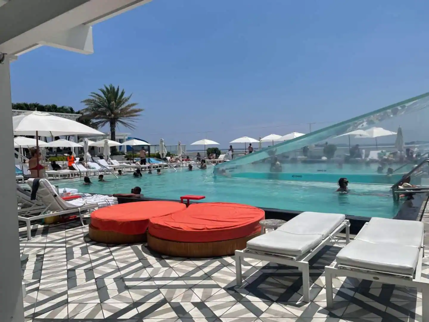 2 Pool area